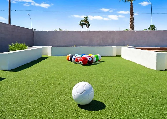 Sonoran Grove Epic Yard With Two Pickleball Courts Scottsdale