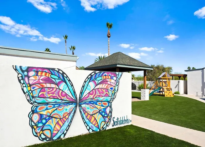 Sonoran Grove Epic Yard With Two Pickleball Courts *